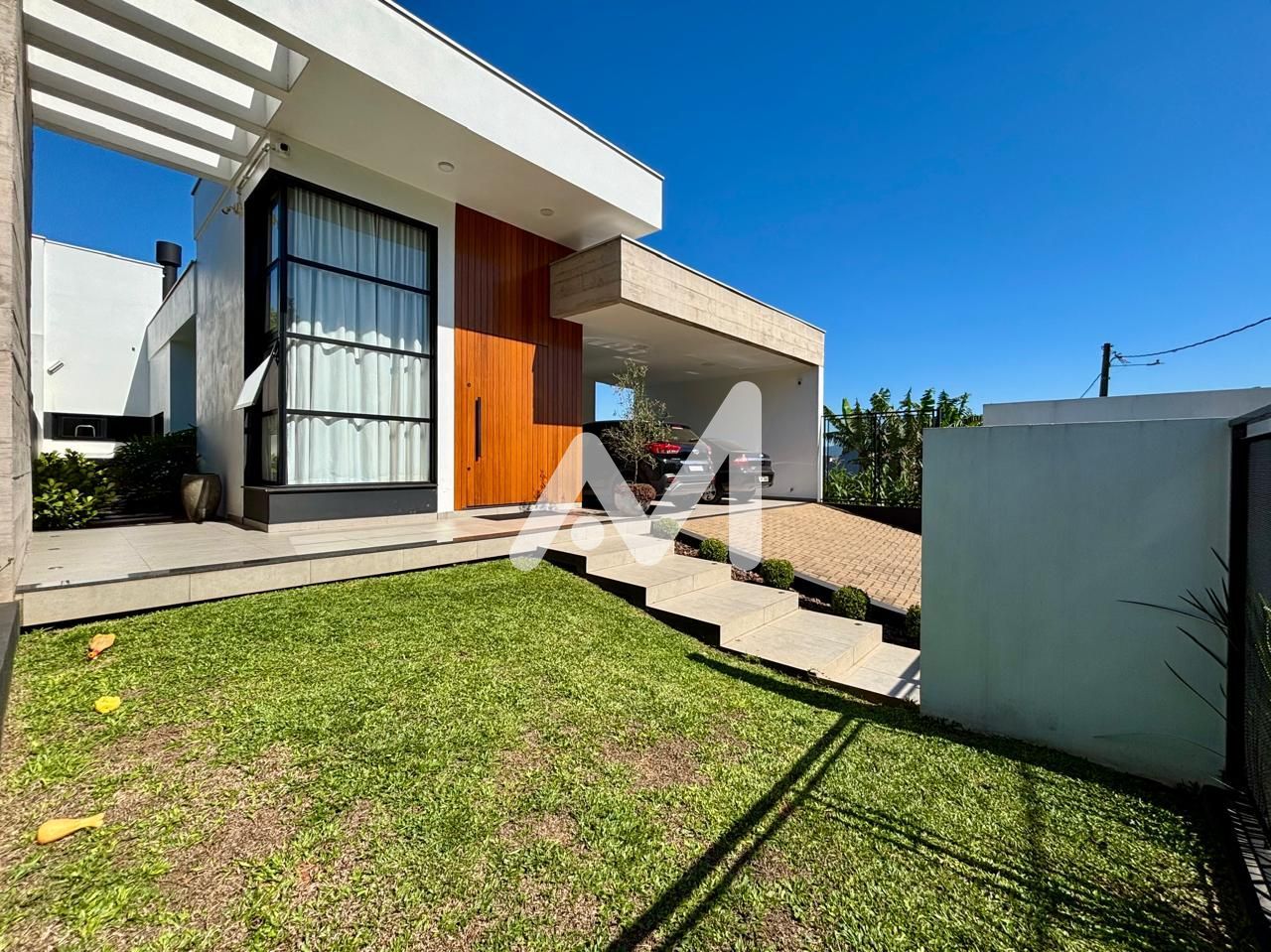 Casa com 162m² e 2 dormitórios no bairro Universitário em Lajeado para Comprar