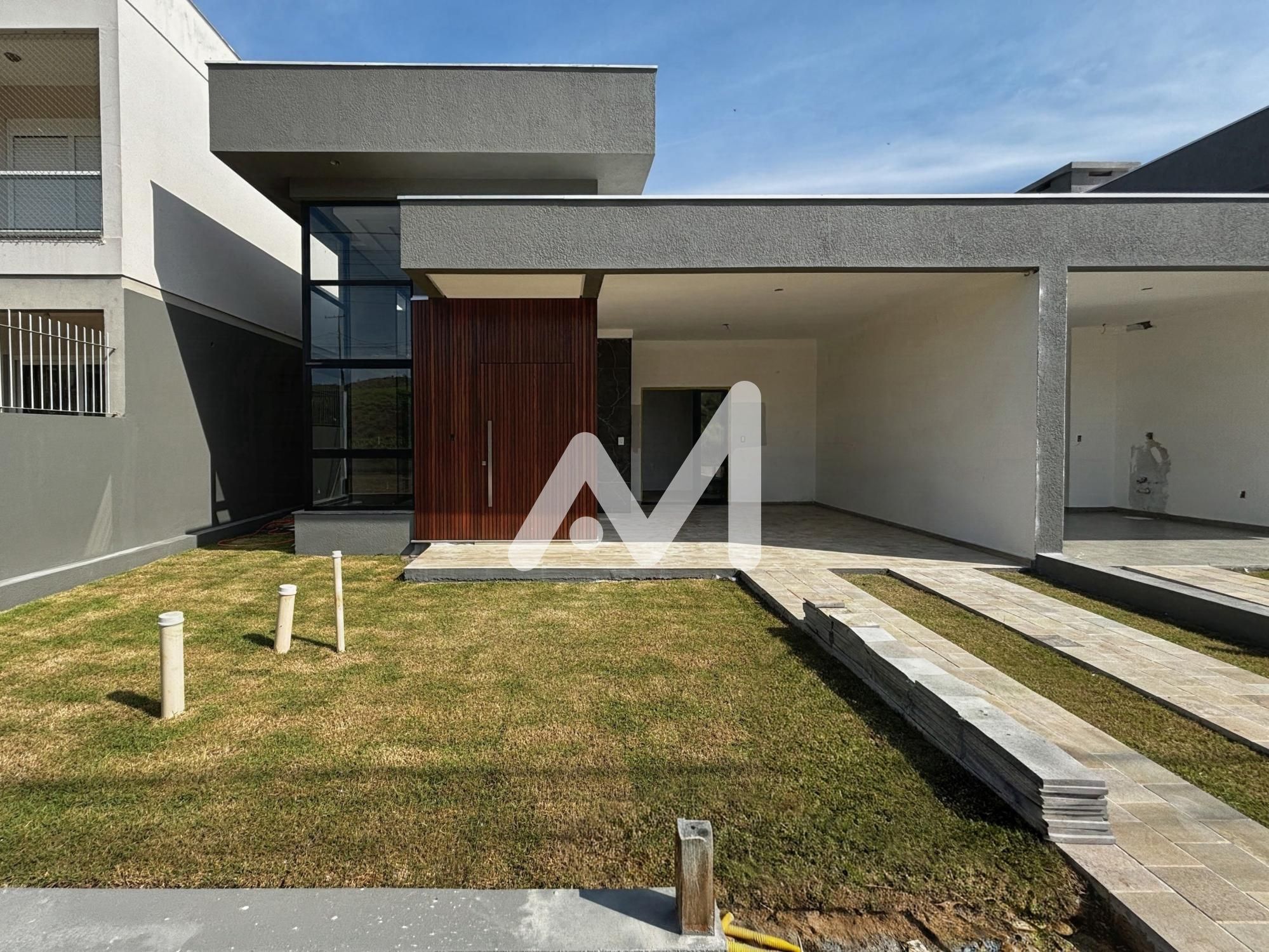 Casa com 118m² e 3 dormitórios no bairro Universitário em Lajeado para Comprar