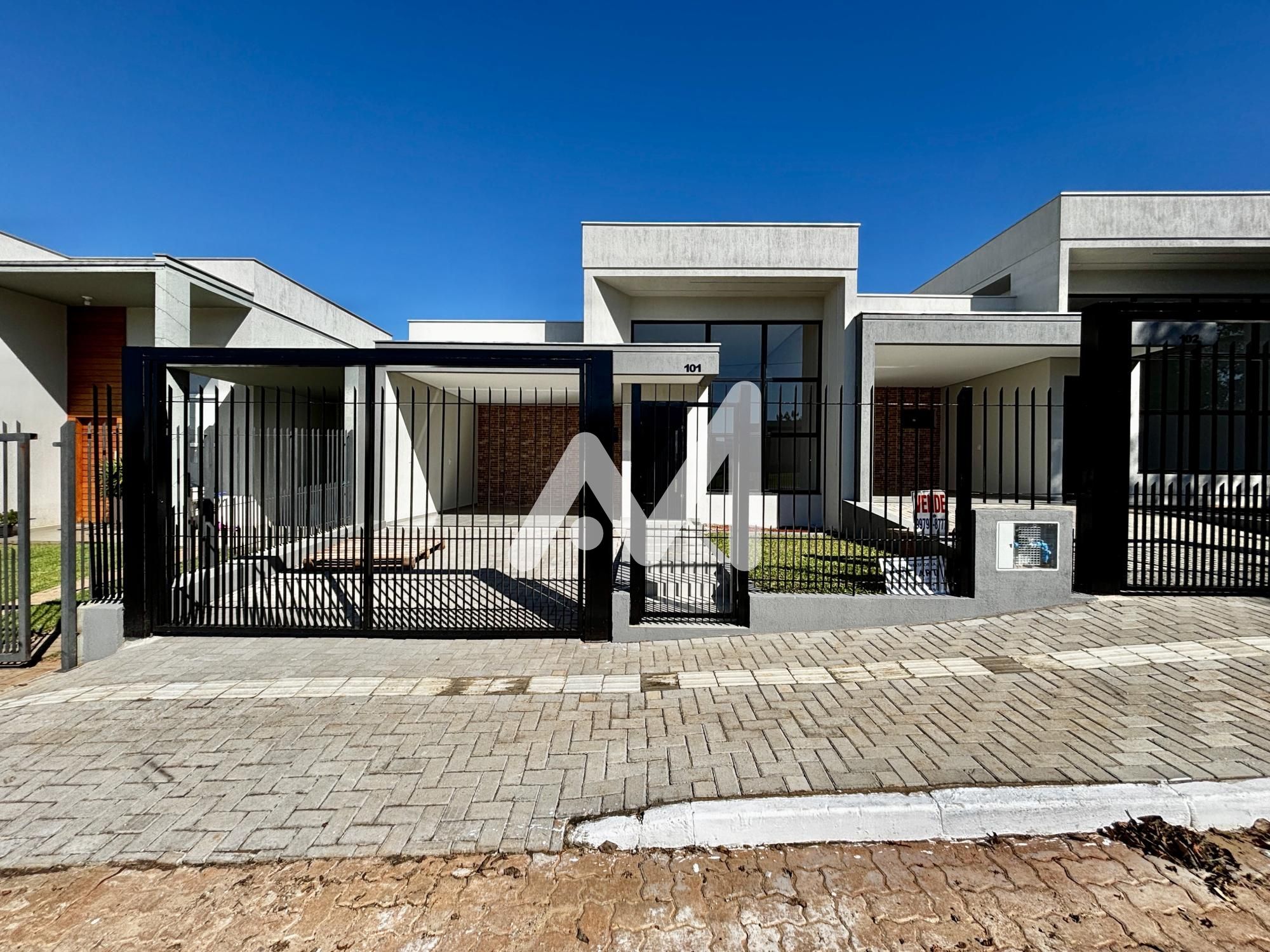 Casa com 120m² e 3 dormitórios no bairro Carneiros em Lajeado para Comprar