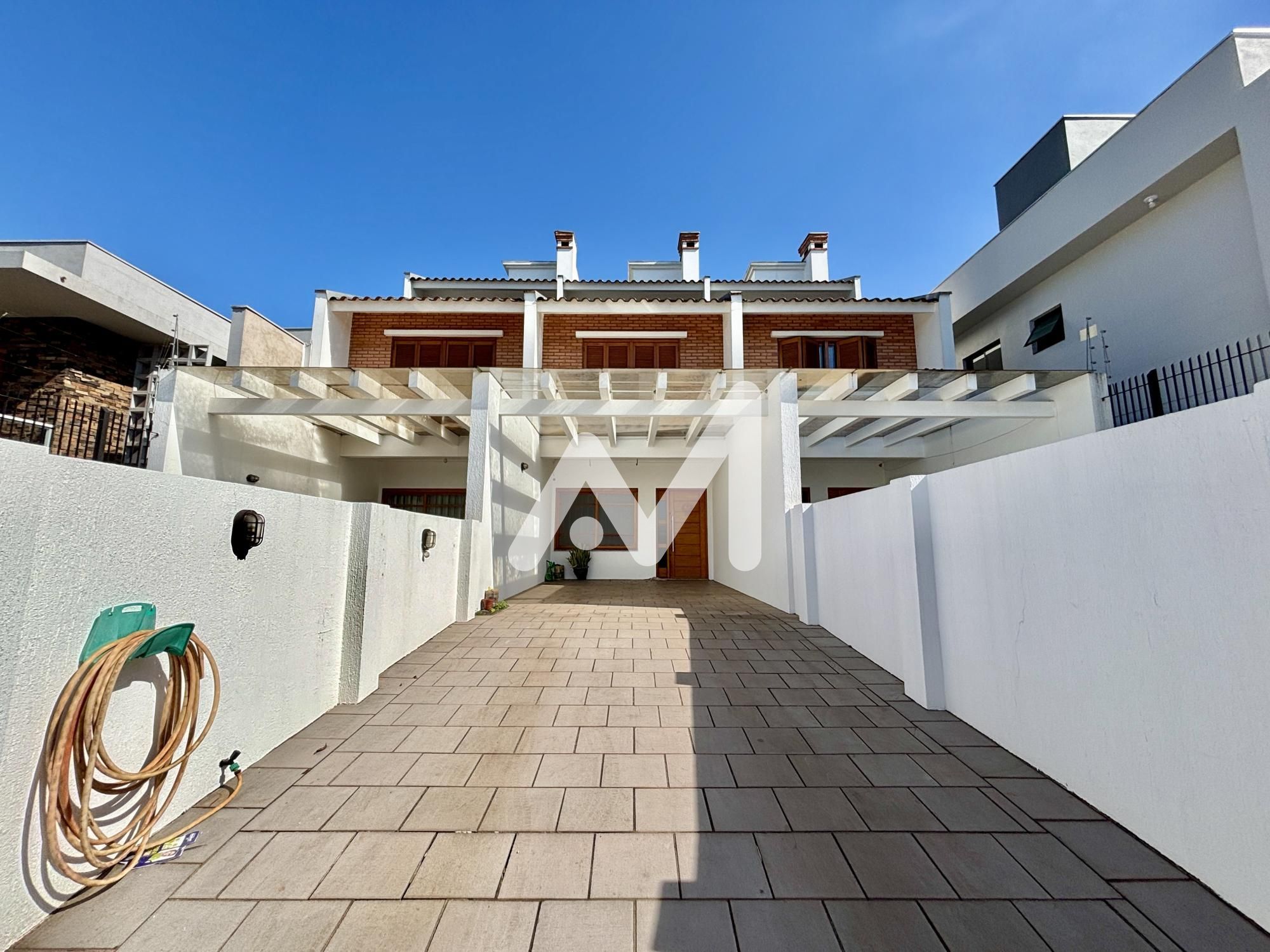 Sobrado com 101m² e 2 dormitórios no bairro Montanha em Lajeado para Comprar ou Alugar