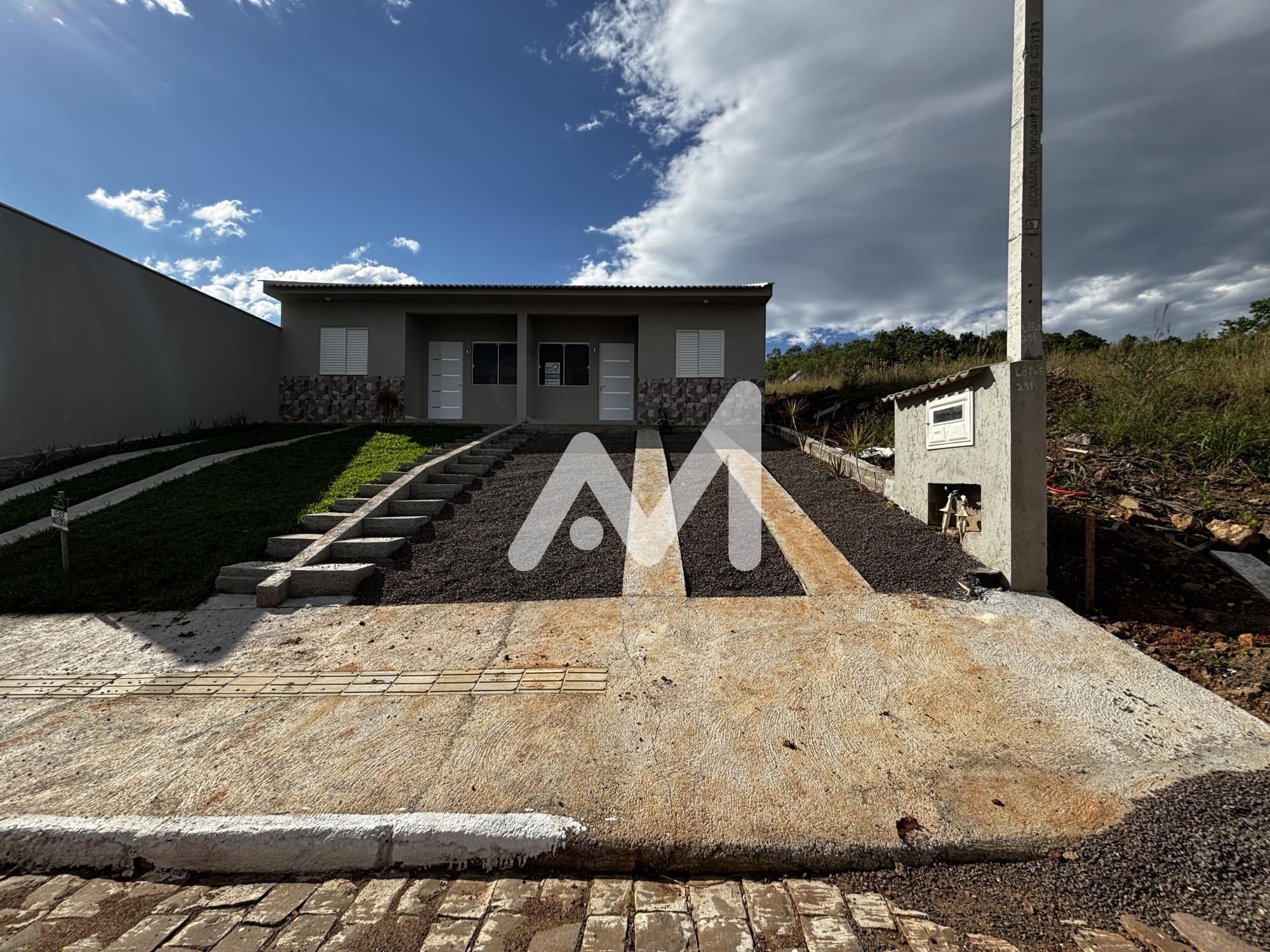 Geminado com 55m² e 2 dormitórios no bairro Conventos em Lajeado para Comprar