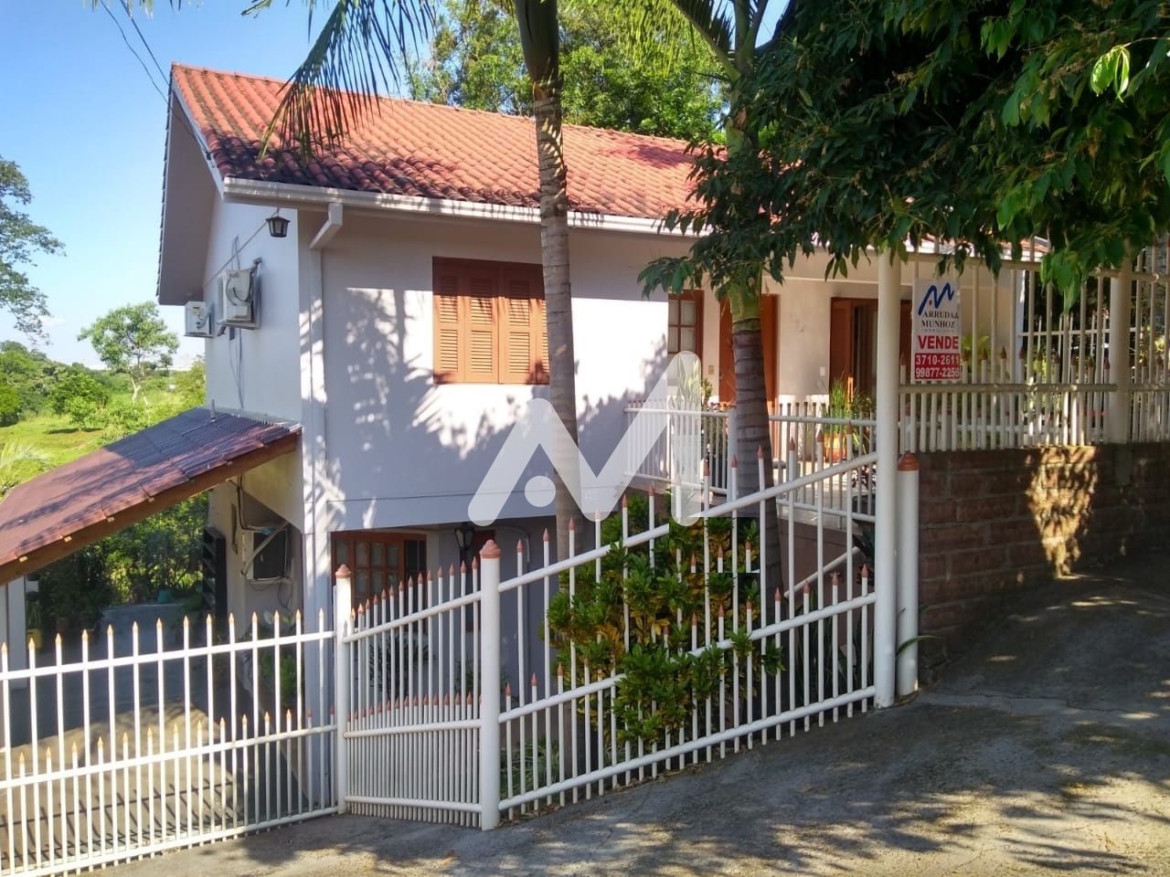 Casa com 180m² e 5 dormitórios no bairro Bom Pastor em Lajeado para Comprar