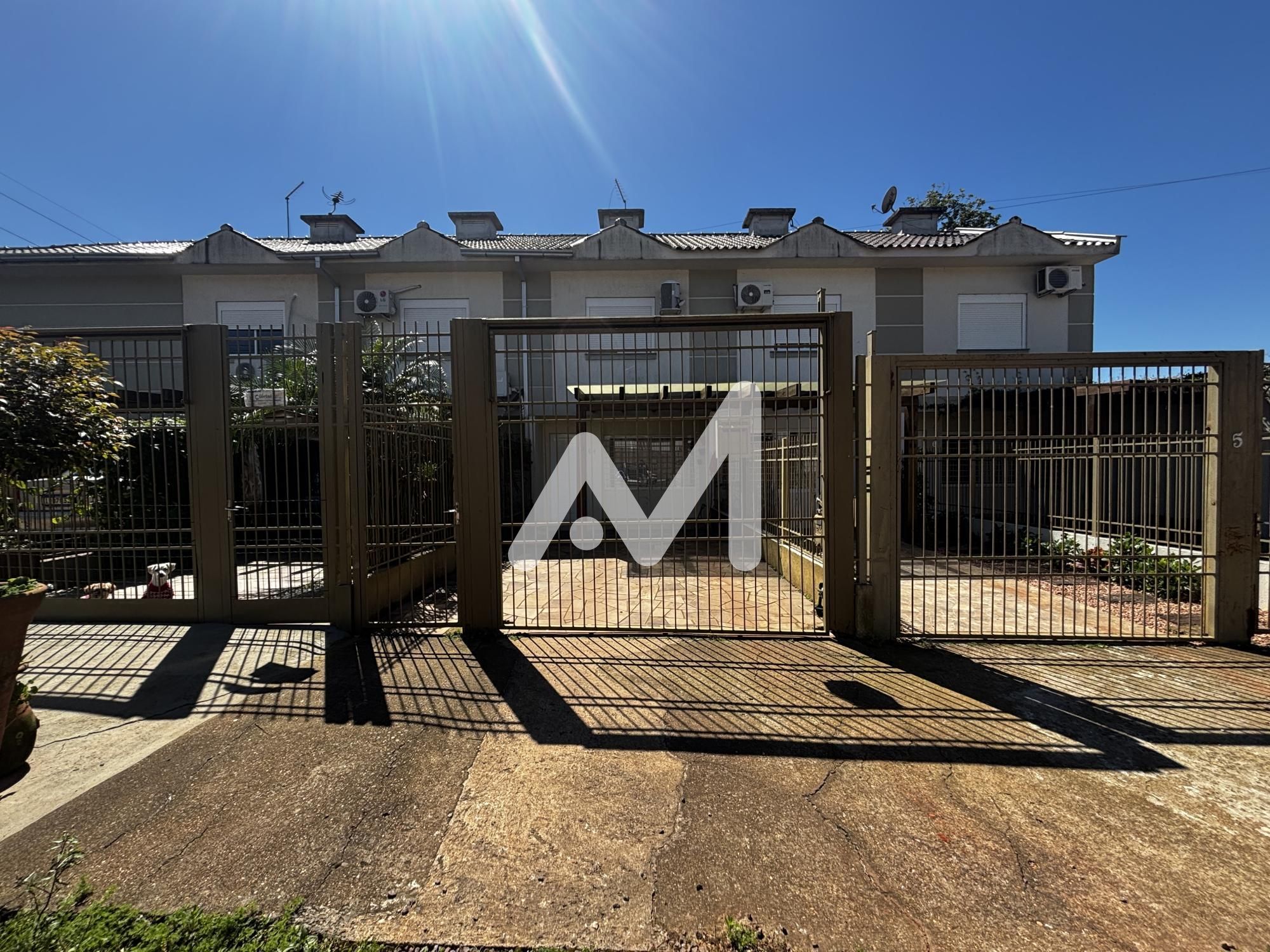 Sobrado com 67m² e 2 dormitórios no bairro Universitário em Lajeado para Comprar