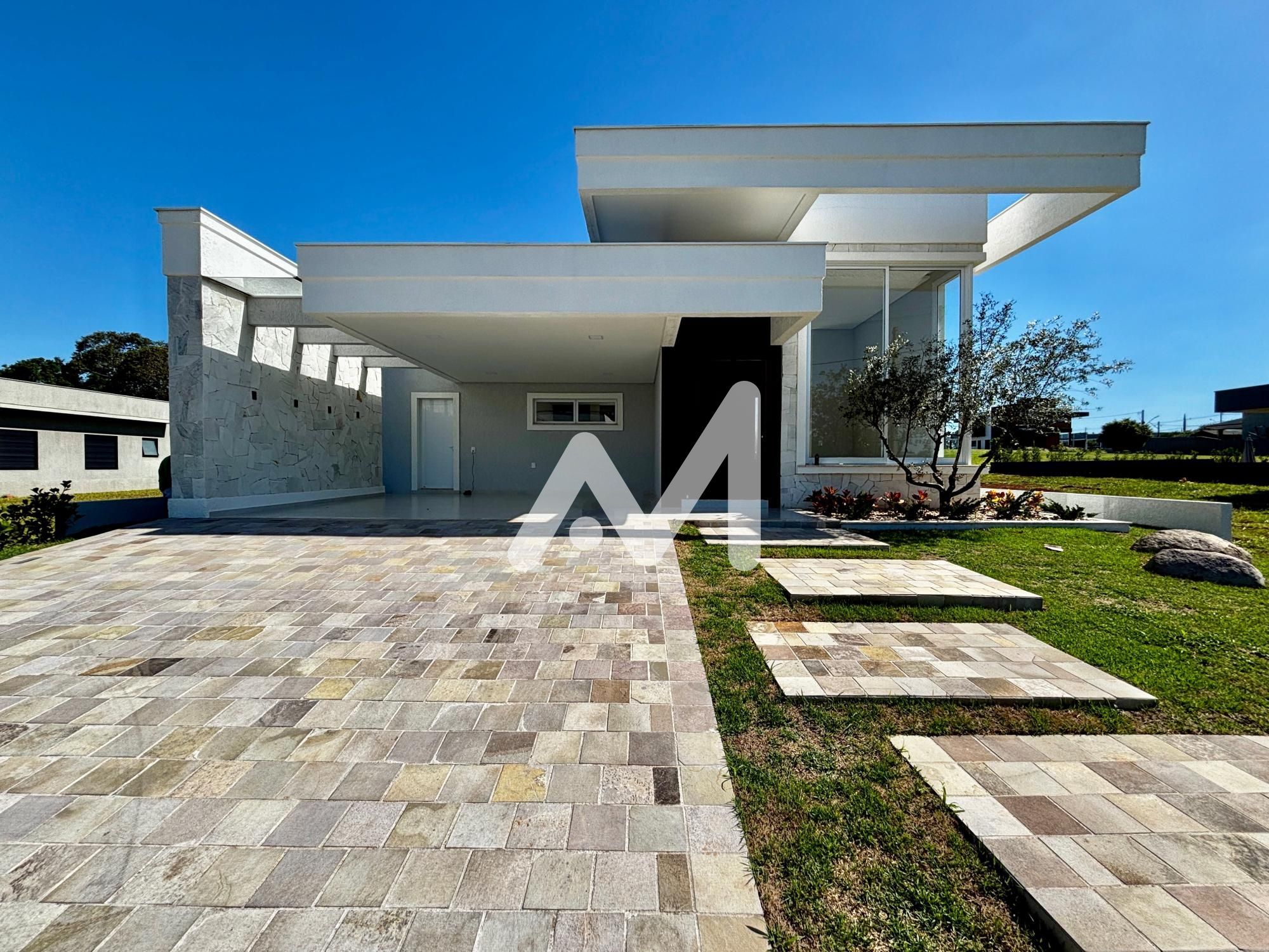 Casa de Condomínio com 239m² e 3 dormitórios no bairro Conventos em Lajeado para Comprar