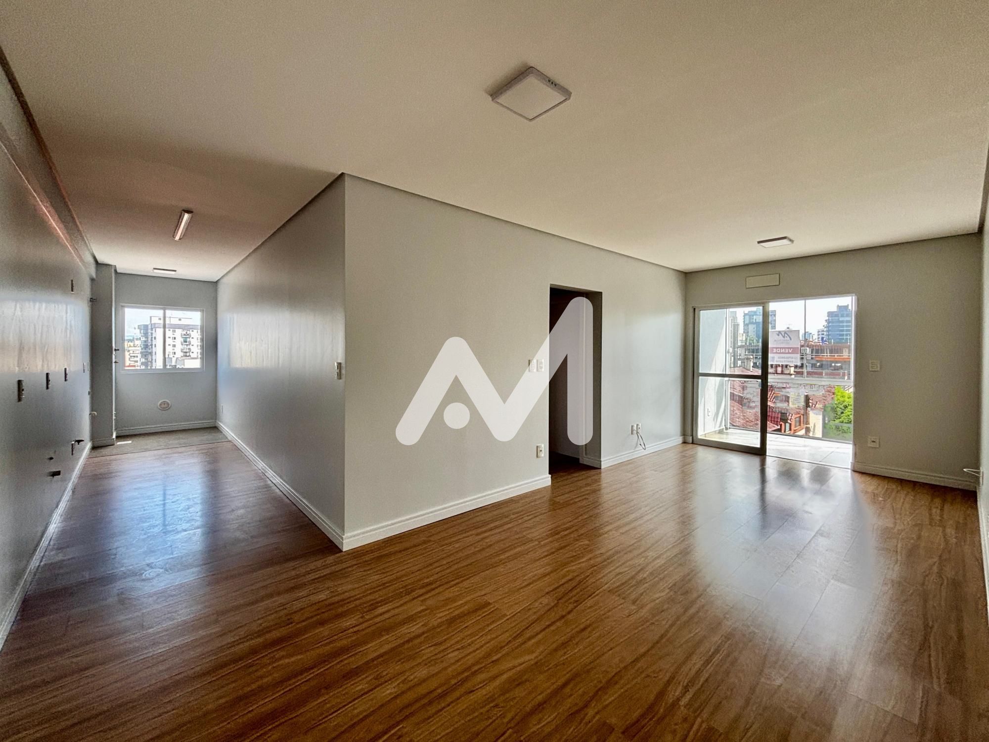 Apartamento com 87m² e 2 dormitórios no bairro Centro em Lajeado para Comprar