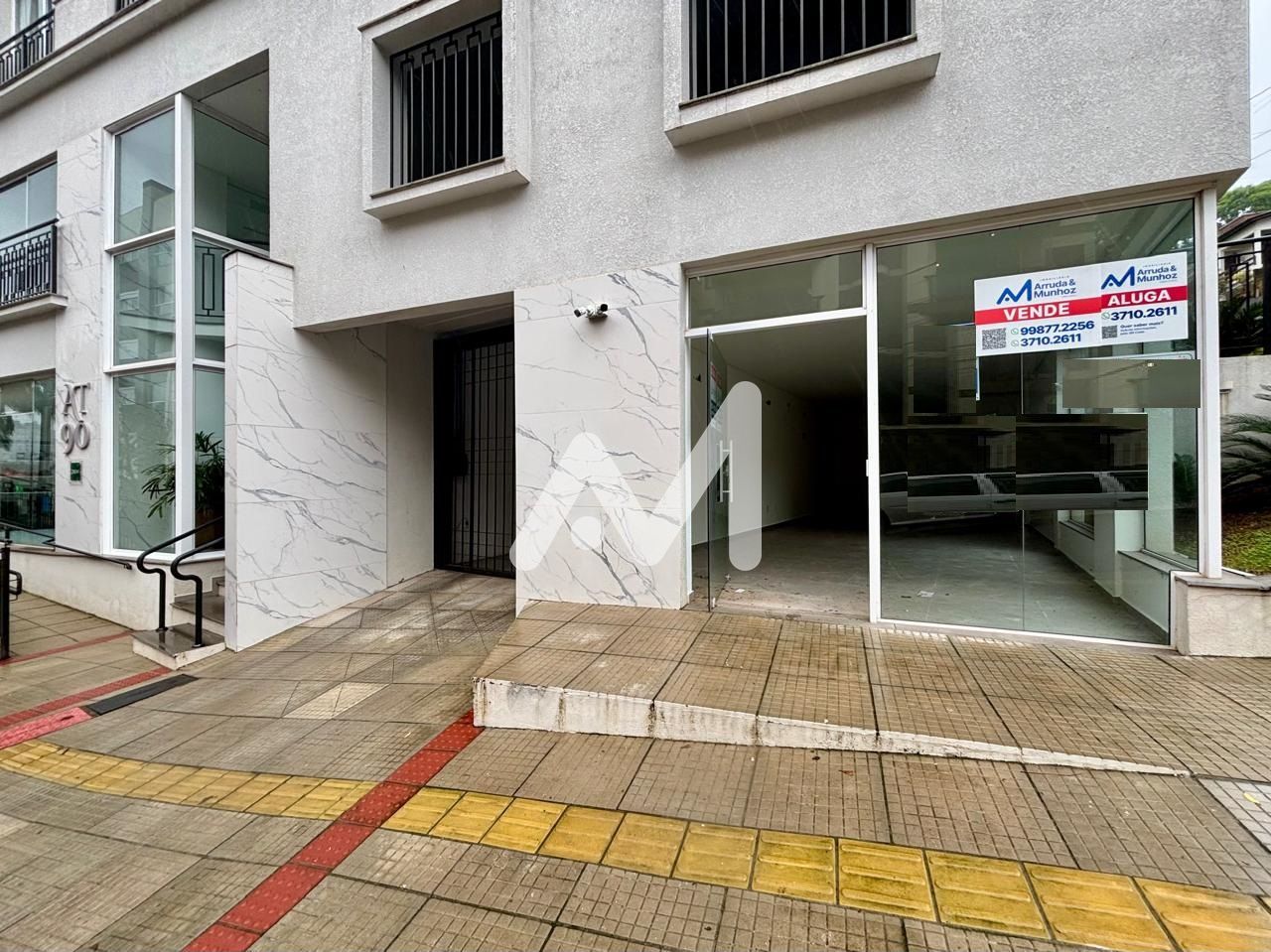 Loja com 55m² no bairro Hidráulica em Lajeado para Comprar ou Alugar