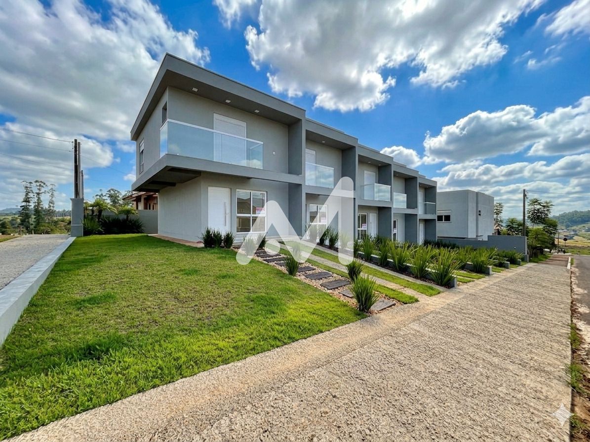 Sobrado com 80m² e 2 dormitórios no bairro Conventos em Lajeado para Comprar