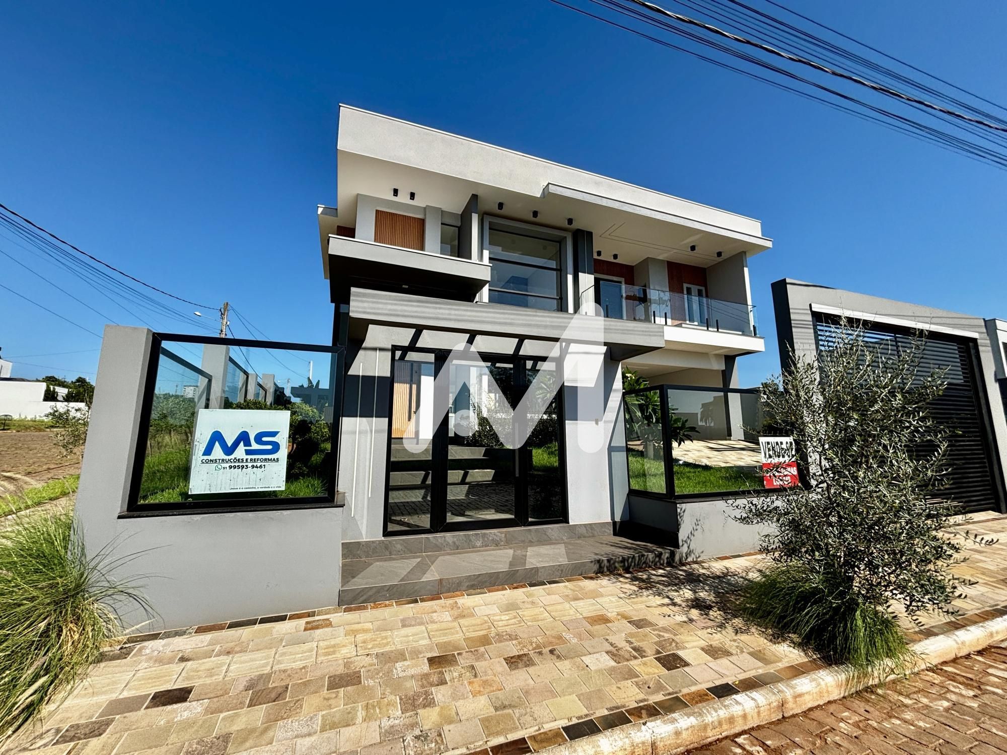 Casa com 262m² e 3 dormitórios no bairro Universitário em Lajeado para Comprar