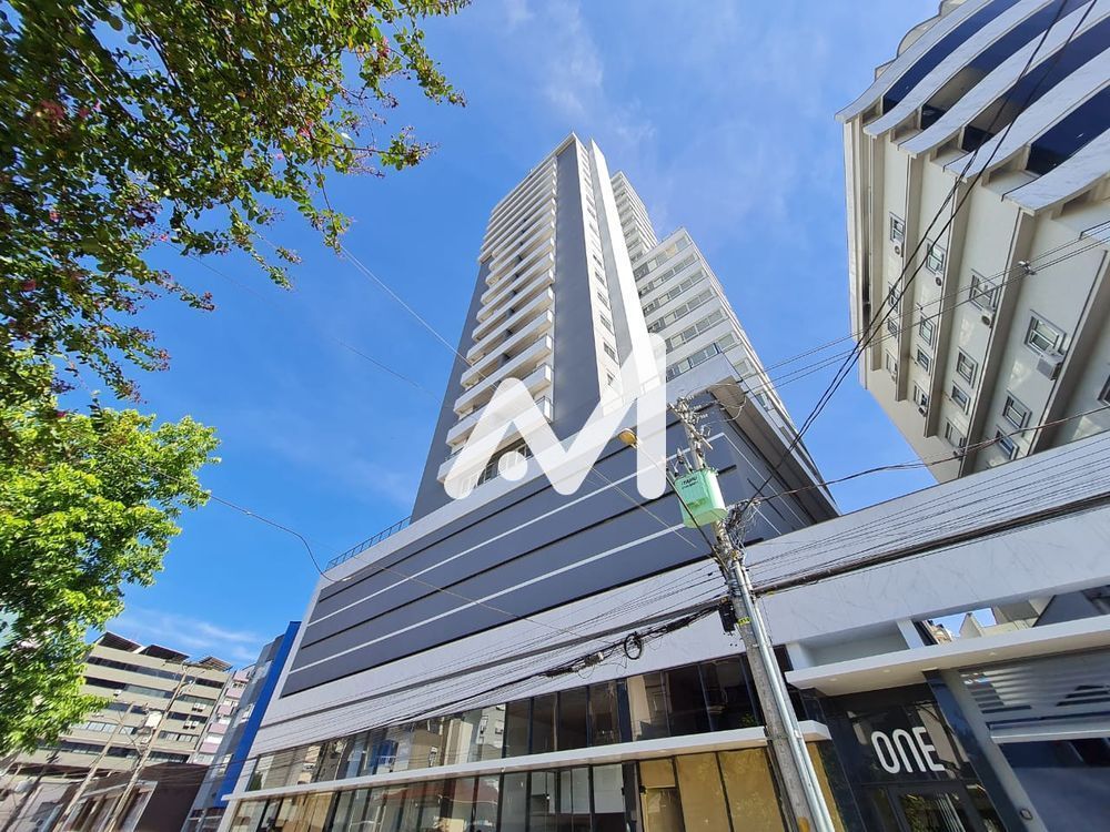 Apartamento com 211m² e 3 dormitórios no bairro Centro em Lajeado para Comprar