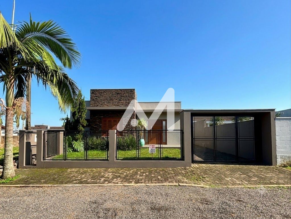 Casa com 148m² e 2 dormitórios no bairro Conventos em Lajeado para Comprar