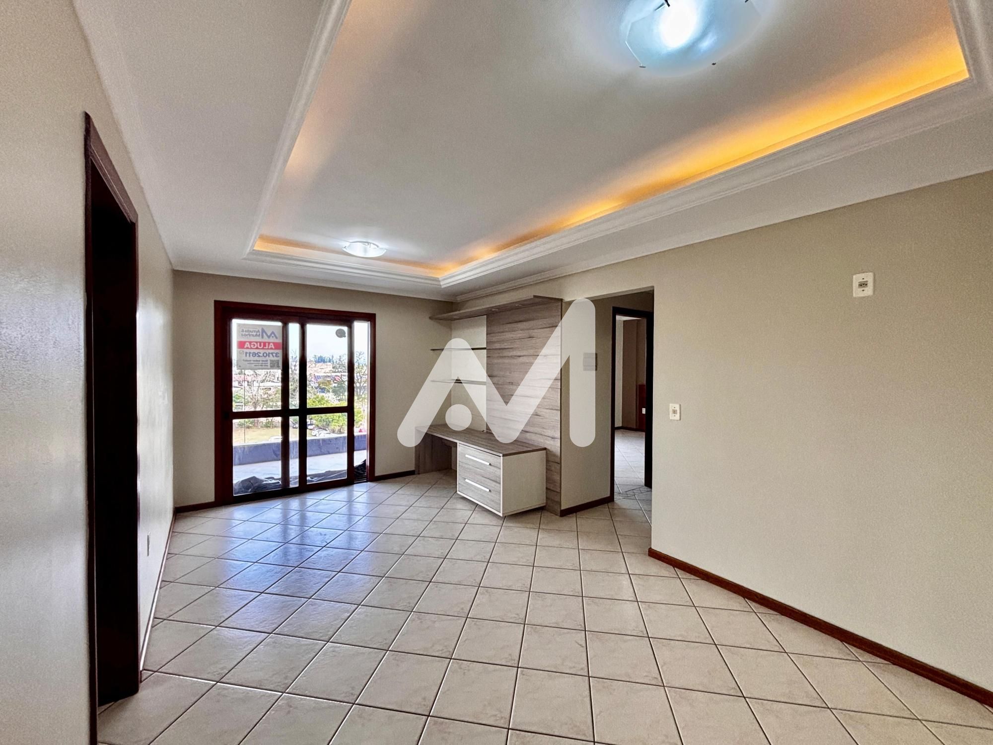 Apartamento com 75m² e 2 dormitórios no bairro Centro em Lajeado para Alugar