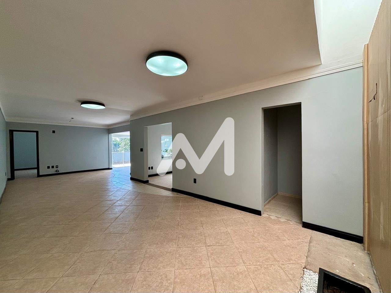Sala Comercial com 74m² no bairro Centro em Lajeado para Alugar