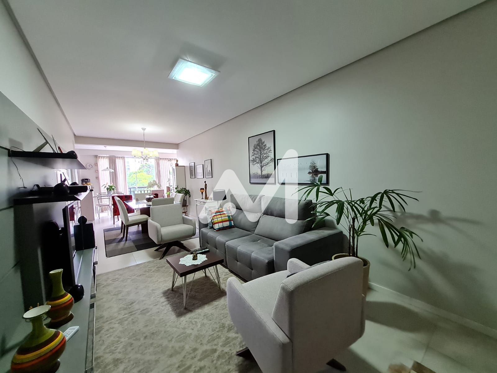 Apartamento com 107m² e 3 dormitórios no bairro Centro em Lajeado para Comprar