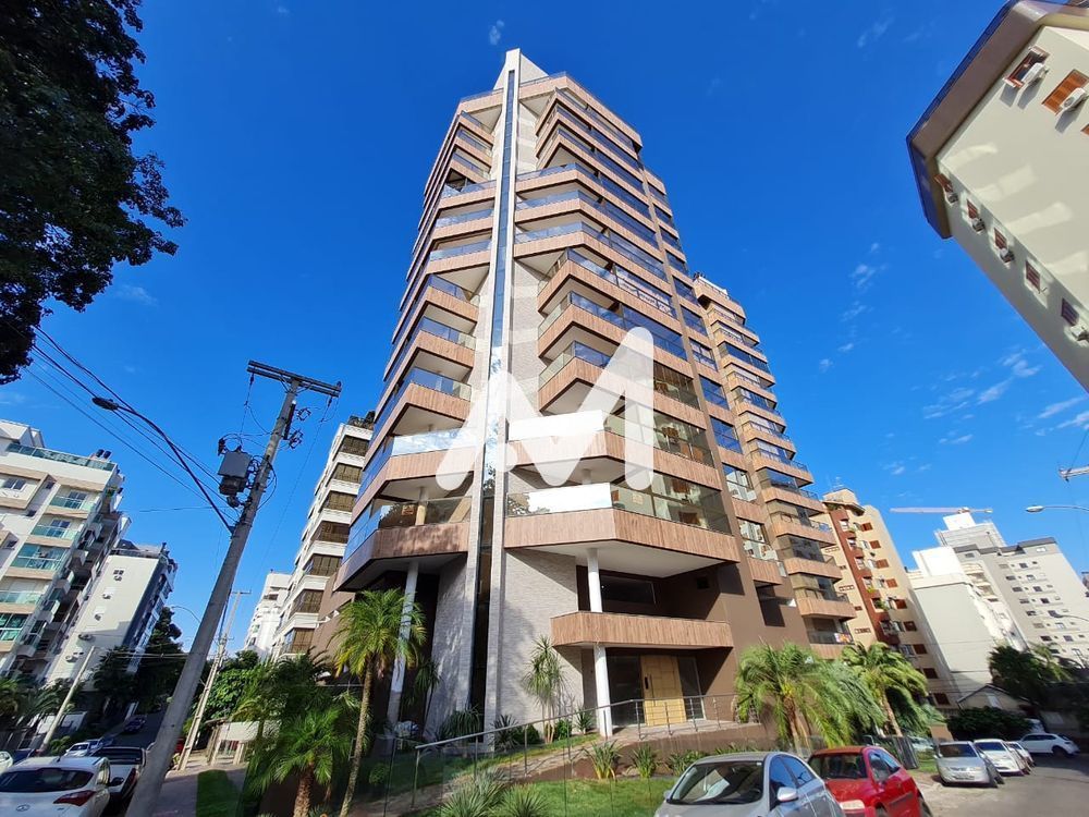 Apartamento com 208m² e 3 dormitórios no bairro Centro em Lajeado para Comprar