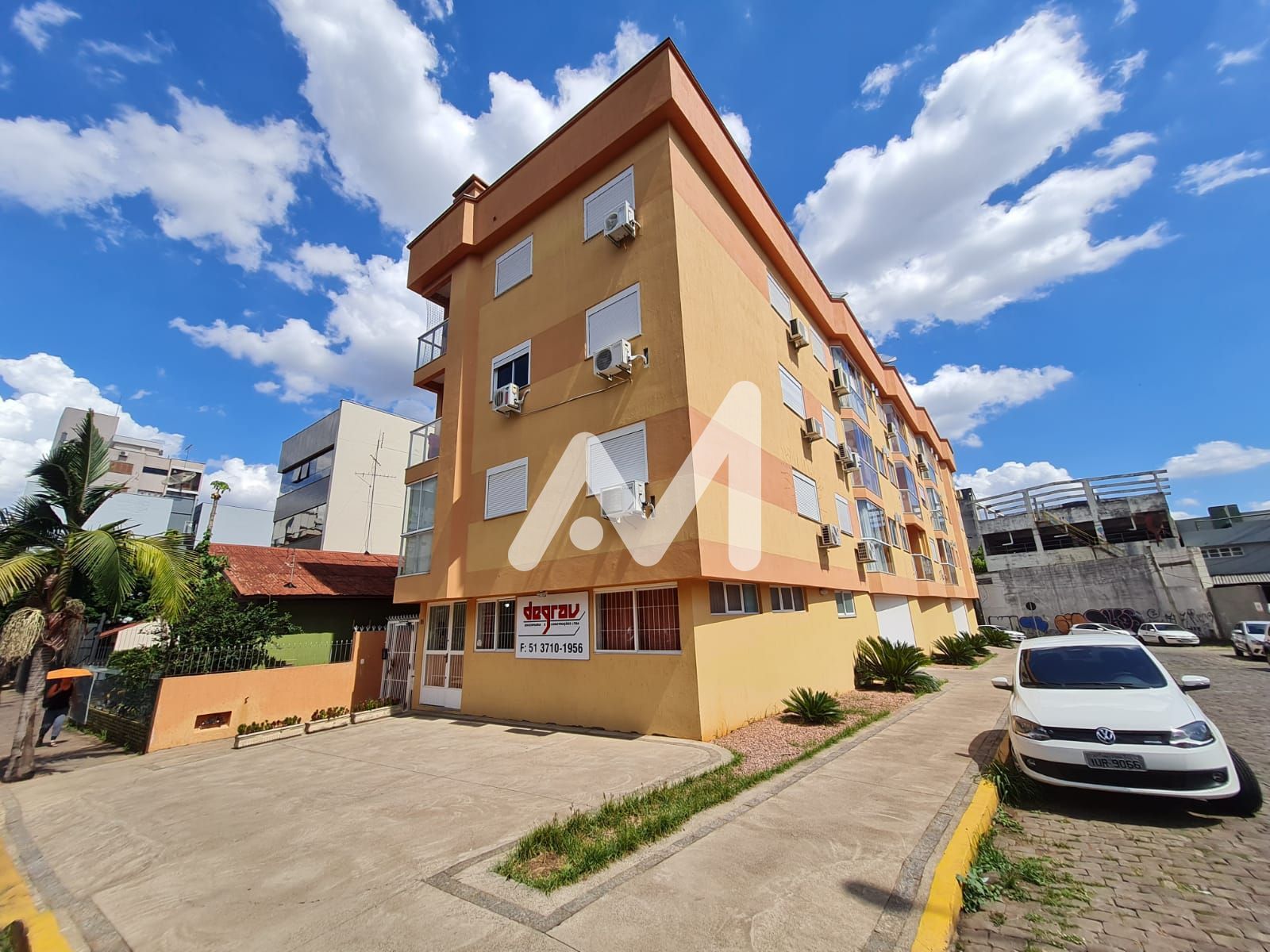 Apartamento com 50m² e 1 dormitório no bairro Centro em Lajeado para Alugar