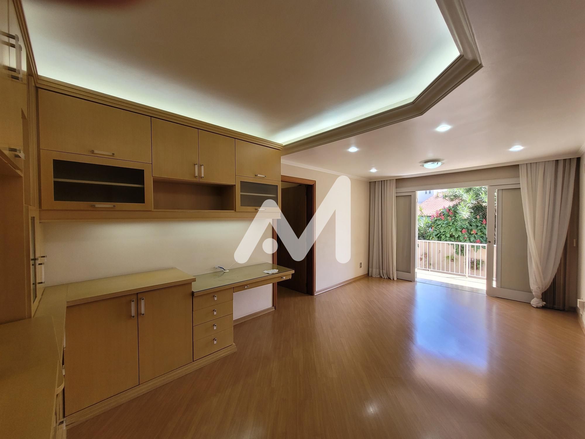 Apartamento com 96m² e 3 dormitórios no bairro Florestal em Lajeado para Comprar
