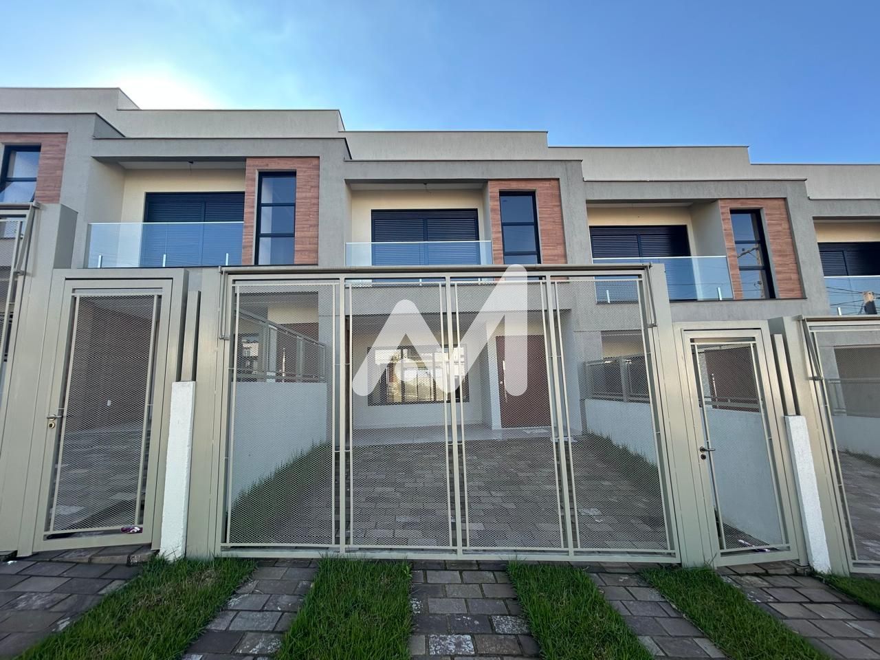 Sobrado com 174m² e 3 dormitórios no bairro Universitário em Lajeado para Comprar