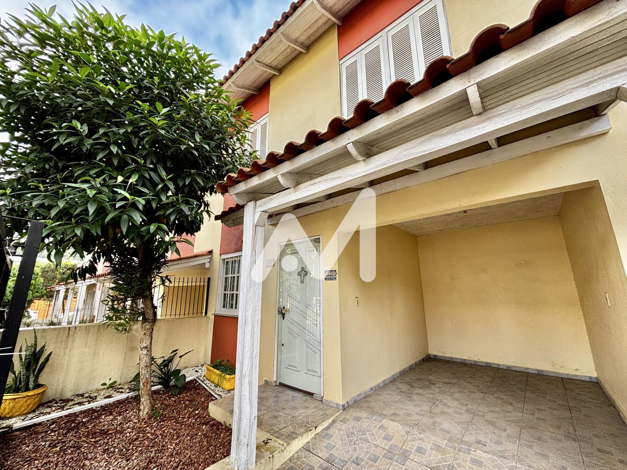 Sobrado com 83m² e 2 dormitórios no bairro Florestal em Lajeado para Comprar