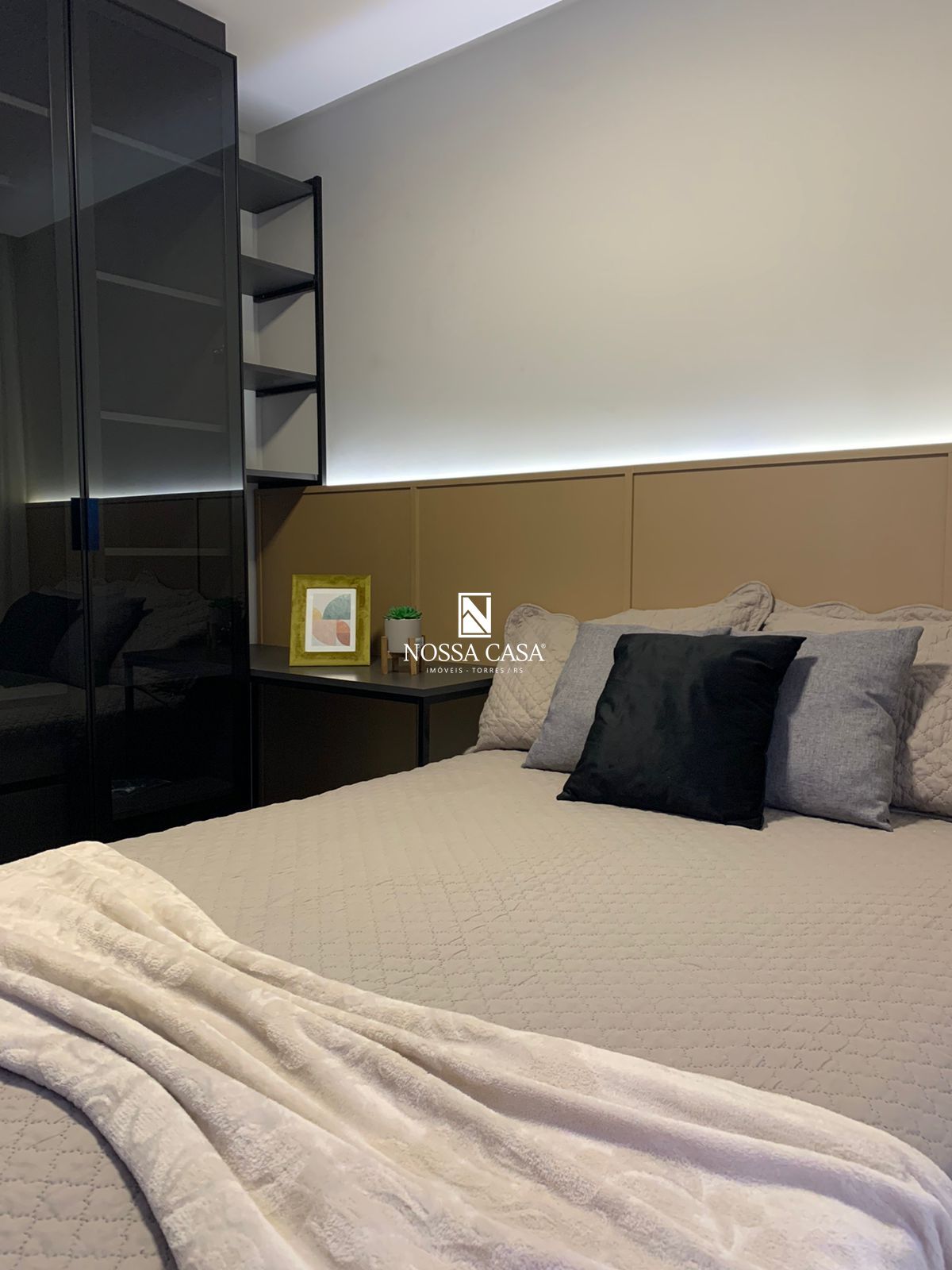 Apartamento à venda com 2 quartos, 60m² - Foto 11