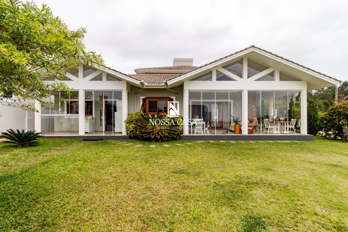 Sobrado, 4 quartos, 337 m² - Foto 4