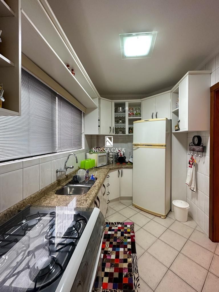 Apartamento à venda com 2 quartos, 110m² - Foto 7