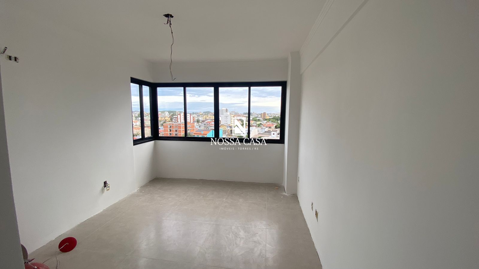 Apartamento à venda com 2 quartos, 84m² - Foto 4