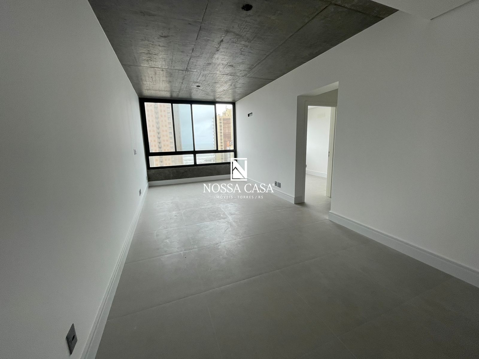 Apartamento à venda com 2 quartos, 73m² - Foto 2