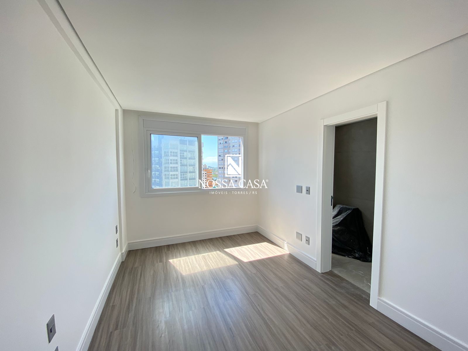 Apartamento à venda com 3 quartos, 132m² - Foto 7