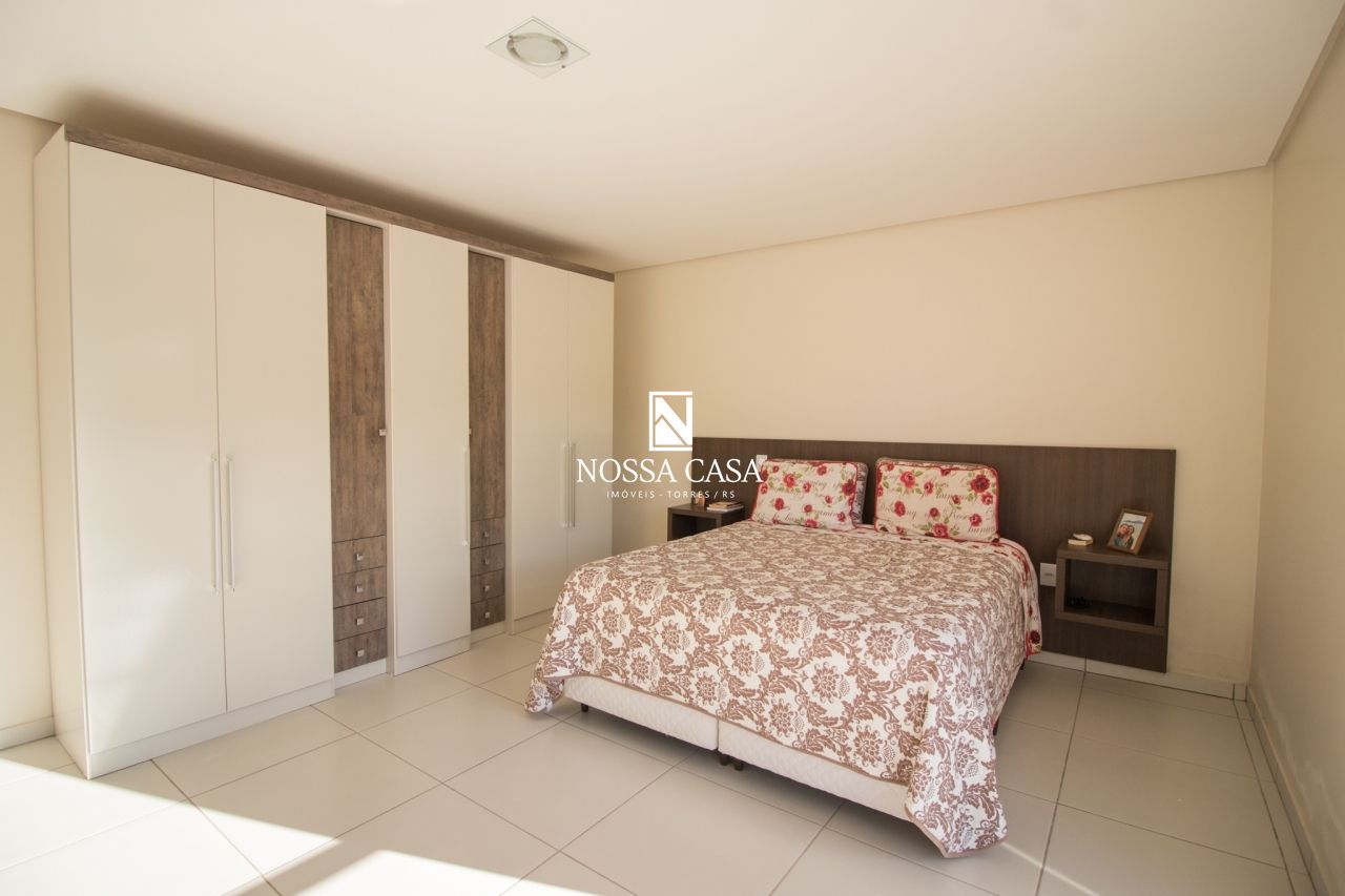 Casa à venda com 4 quartos, 180m² - Foto 17