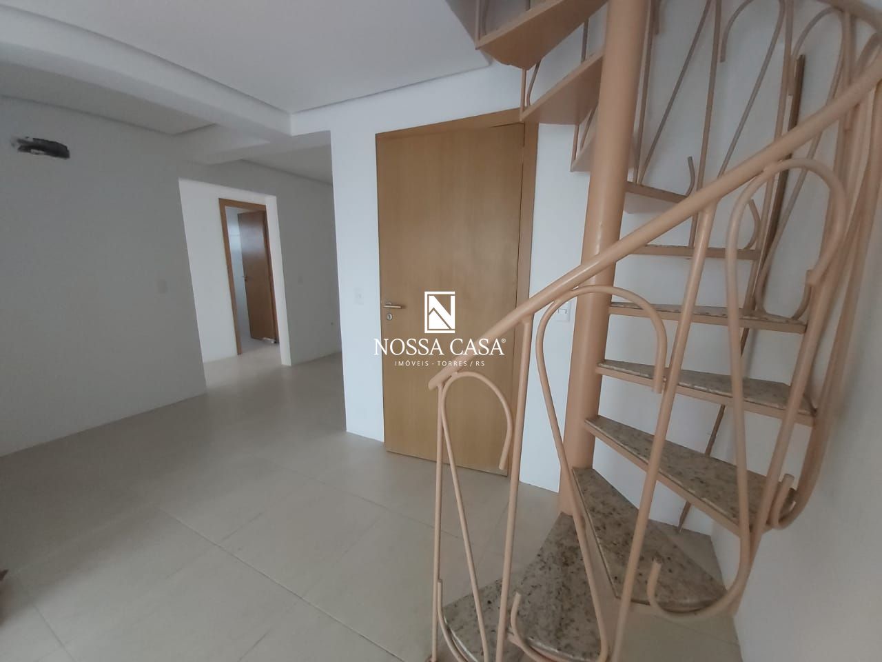 Apartamento à venda com 3 quartos, 170m² - Foto 4