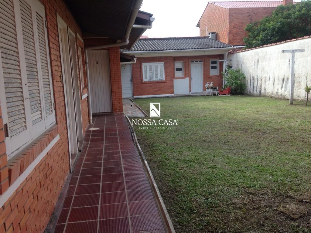 Casa à venda com 3 quartos, 200m² - Foto 2