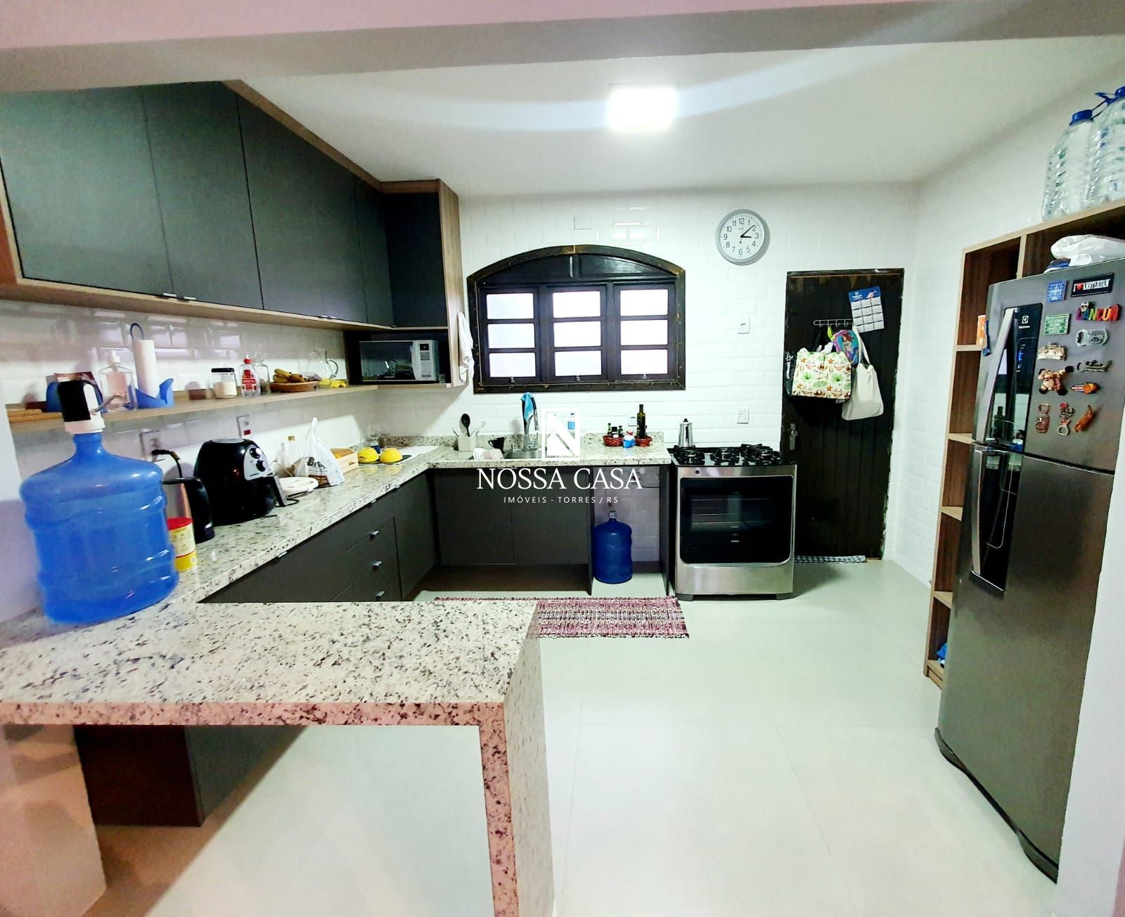 Casa, 4 quartos, 233 m² - Foto 2