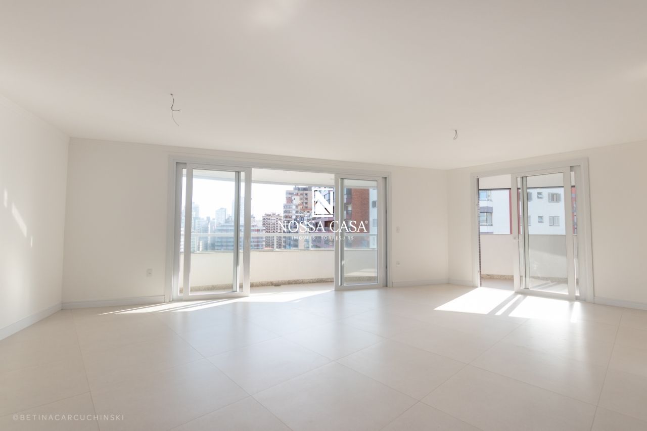 Apartamento à venda com 3 quartos, 200m² - Foto 7