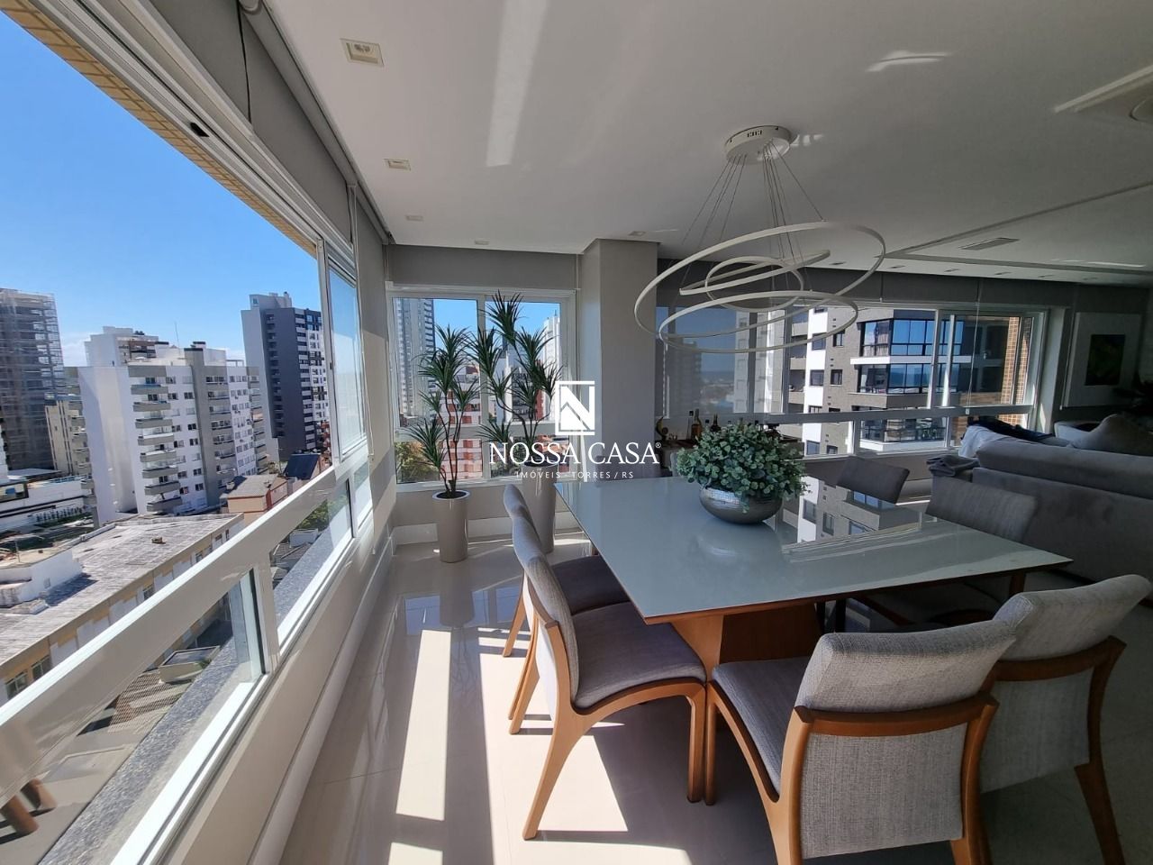 Apartamento à venda com 4 quartos, 216m² - Foto 12