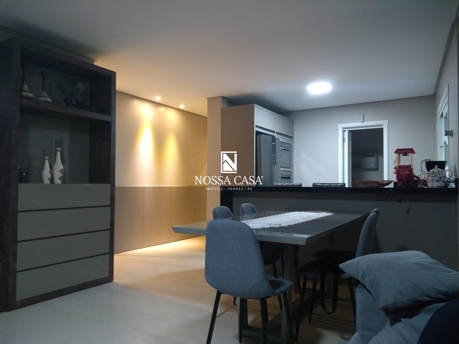 Apartamento à venda com 3 quartos, 162m² - Foto 3