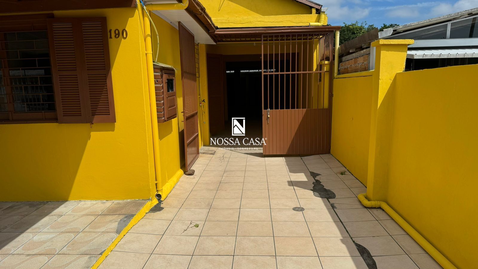 Casa à venda com 3 quartos, 200m² - Foto 31