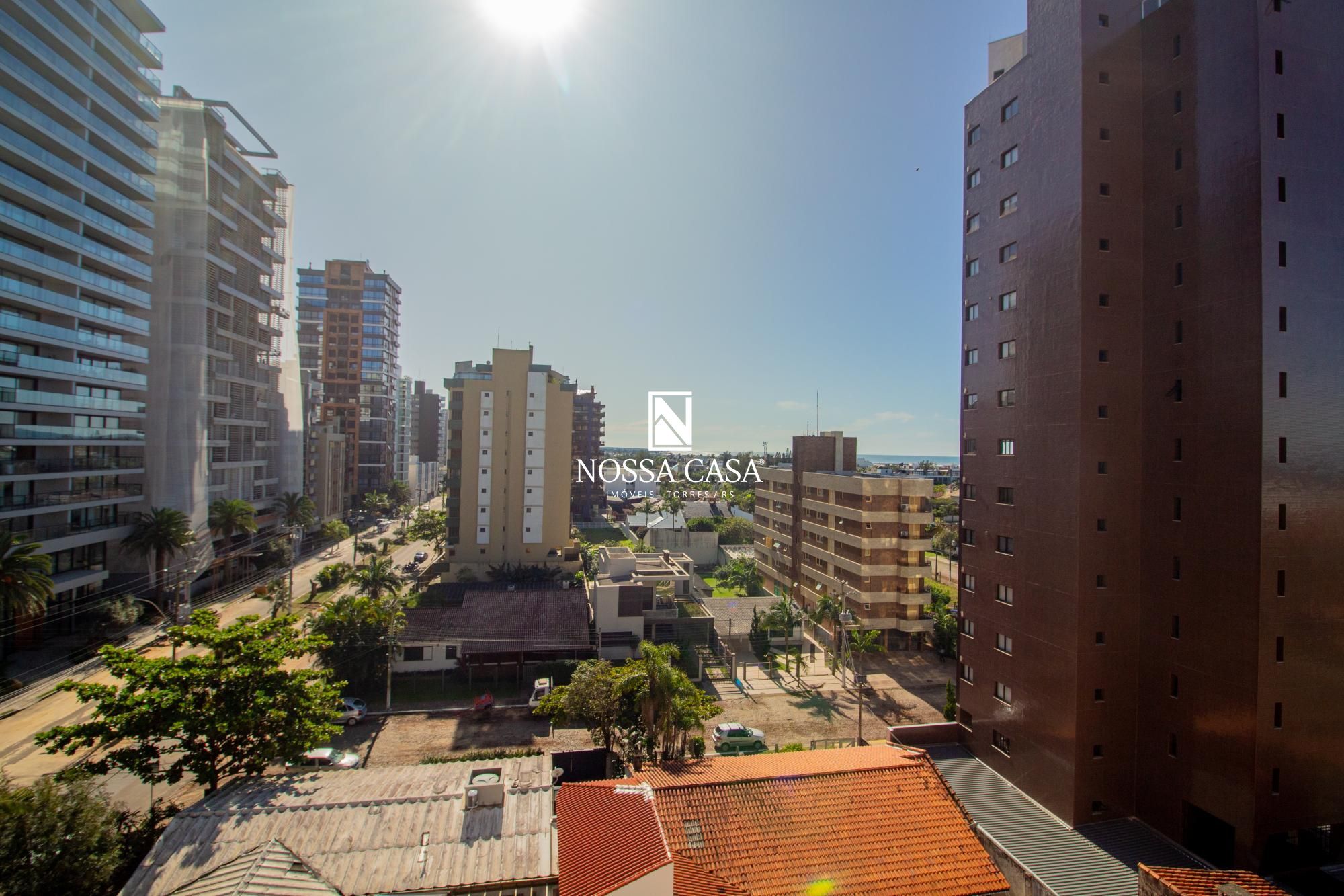 Apartamento à venda com 3 quartos, 119m² - Foto 2