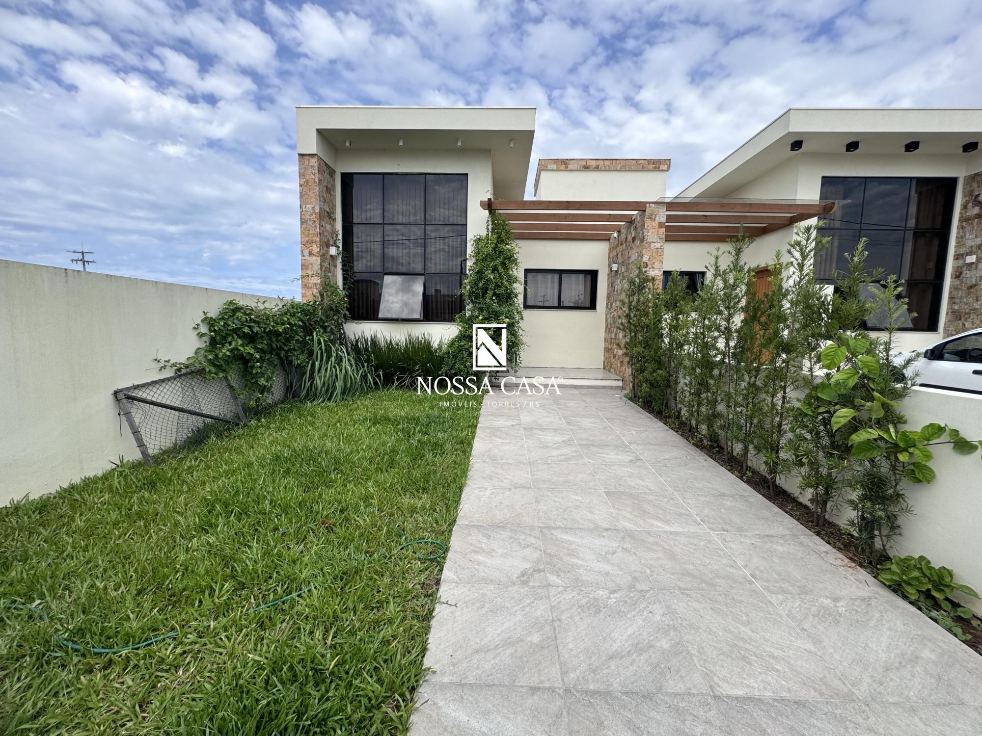 Casa, 3 quartos, 103 m² - Foto 1