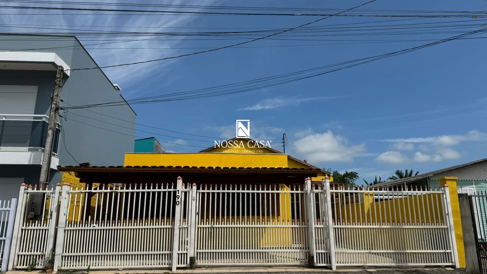 Casa à venda com 3 quartos, 200m² - Foto 13