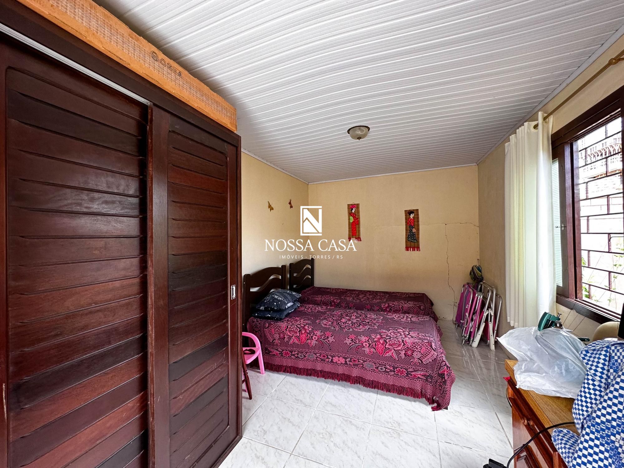 Casa à venda com 4 quartos, 200m² - Foto 29