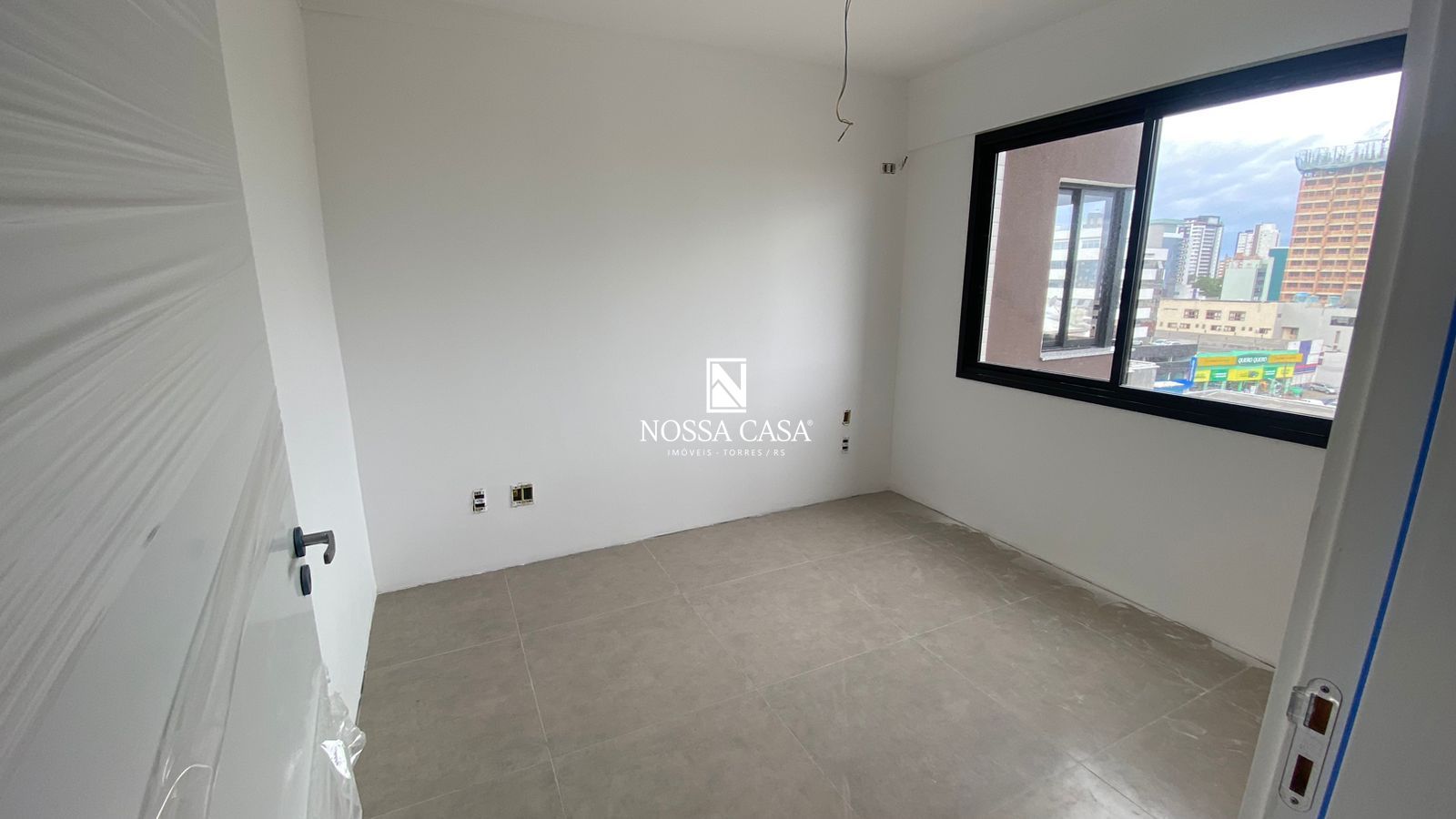 Apartamento à venda com 2 quartos, 84m² - Foto 7