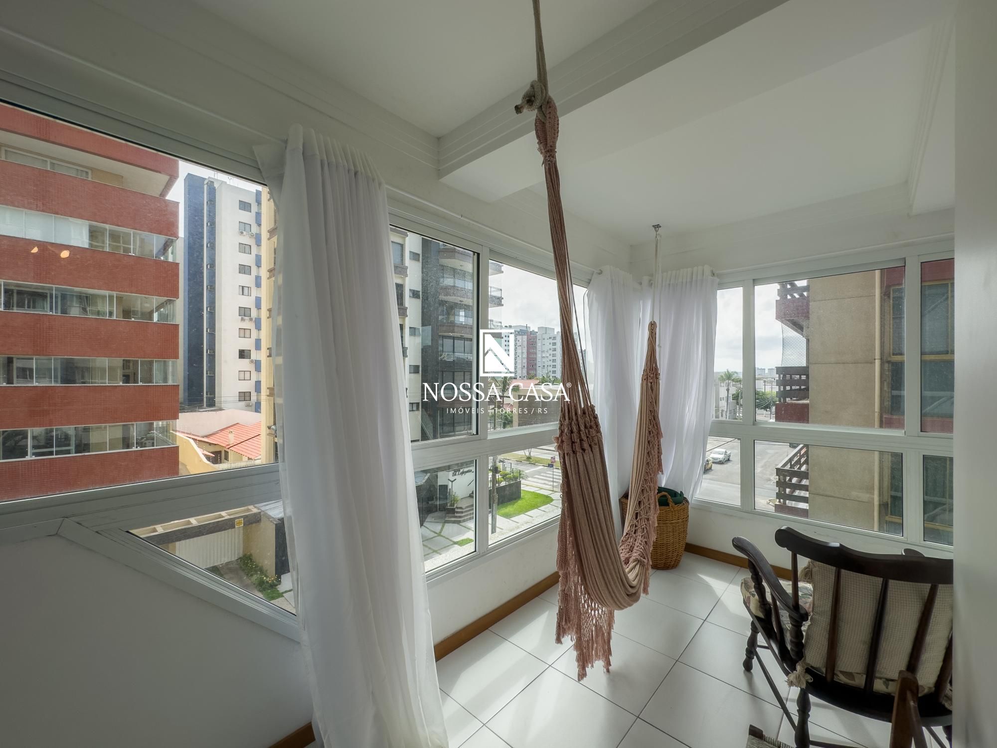 Apartamento à venda com 3 quartos, 118m² - Foto 4