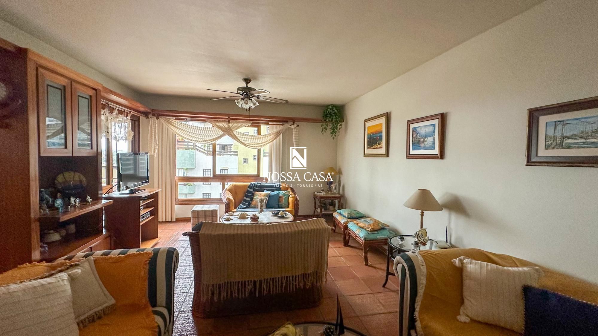 Apartamento à venda com 3 quartos, 153m² - Foto 2