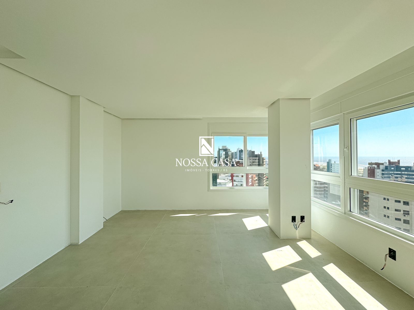 Apartamento à venda com 3 quartos, 135m² - Foto 4