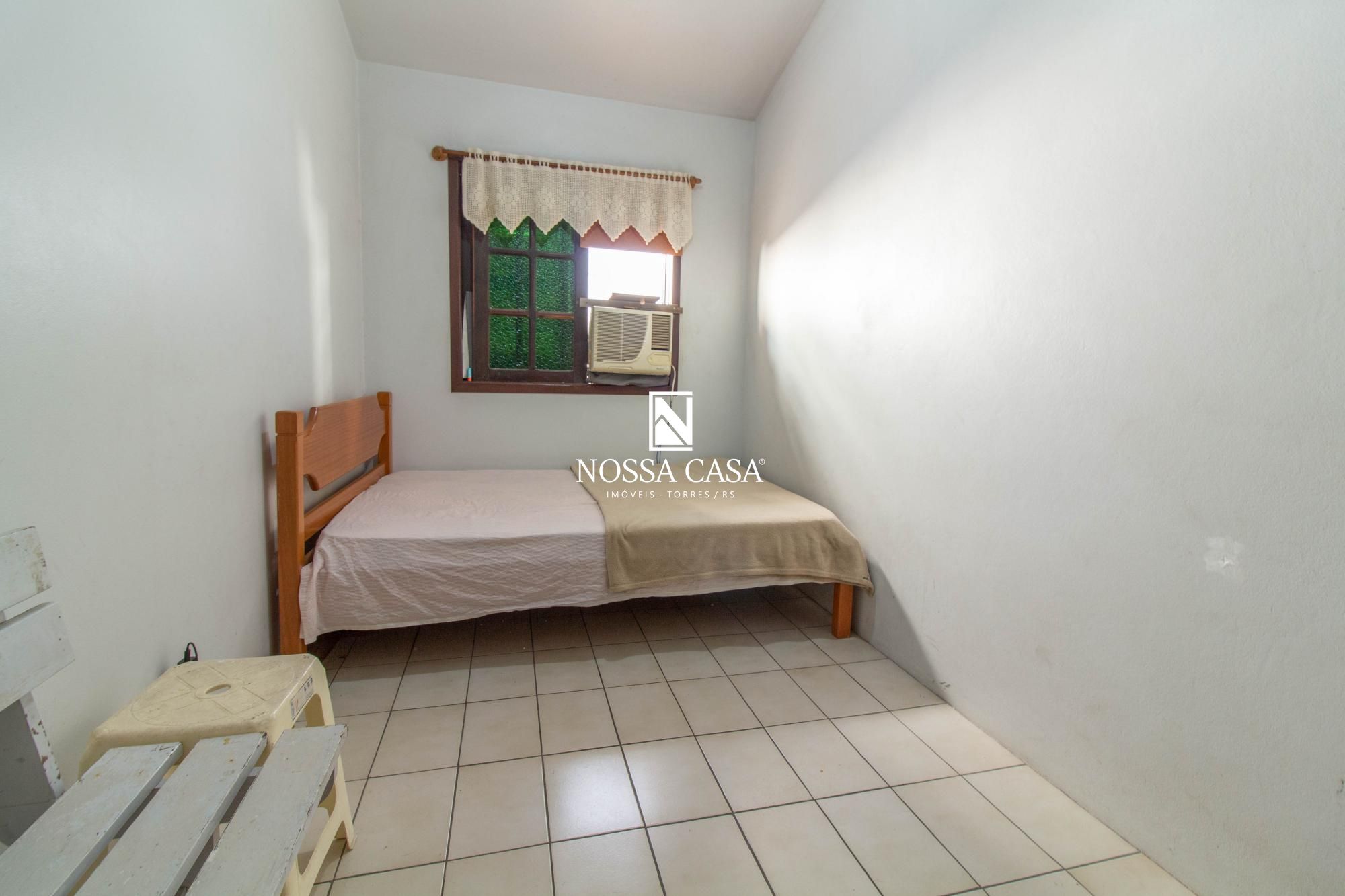 Casa à venda com 3 quartos, 180m² - Foto 25