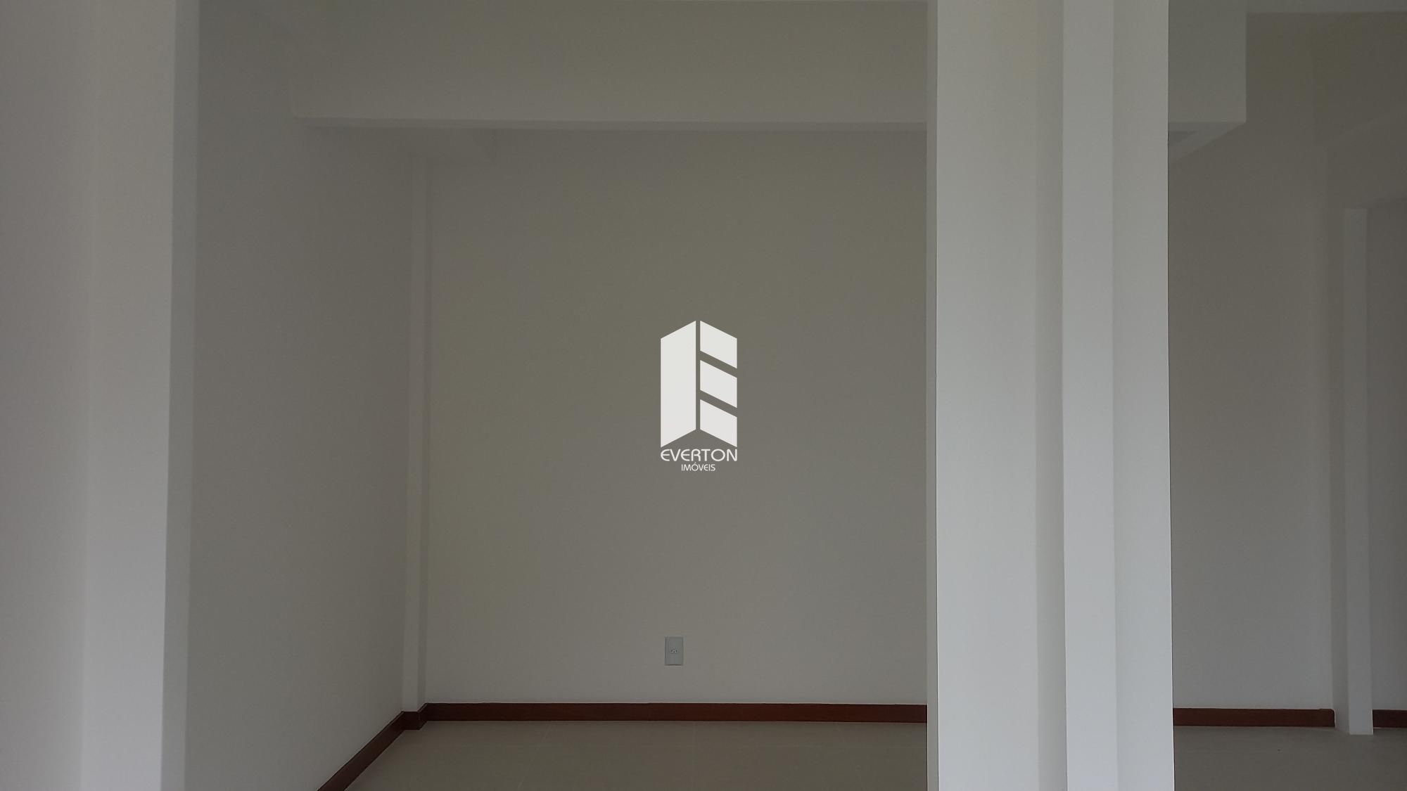 Loja / Salão / Ponto Comercial de 1 quarto, 43m² no bairro Camobi, em Santa Maria | Eu Corretor