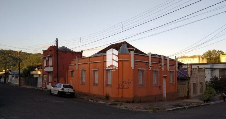 Casa de 5 quartos, 120m² no bairro Centro, em Santa Maria | Eu Corretor