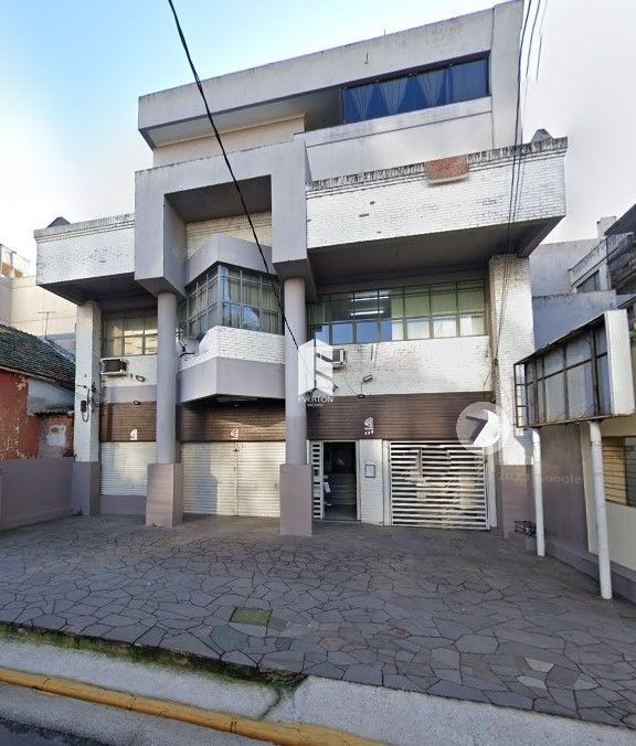 Loja / Salão / Ponto Comercial de 1 quarto, 1200m² no bairro Centro, em Santa Maria | Eu Corretor