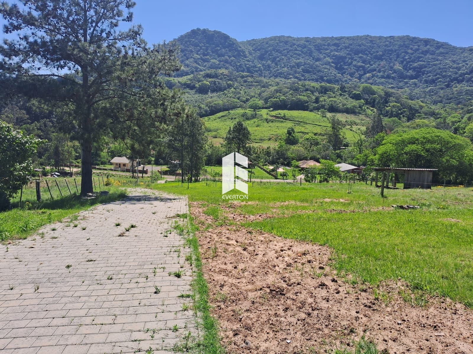 Chácara de no bairro Zona rural, em Santa Maria | Eu Corretor