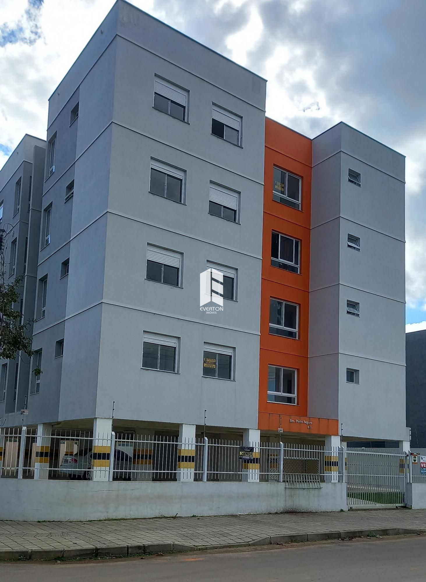 Apartamento de 2 quartos, 60m² no bairro Lorenzi, em Santa Maria | Eu Corretor